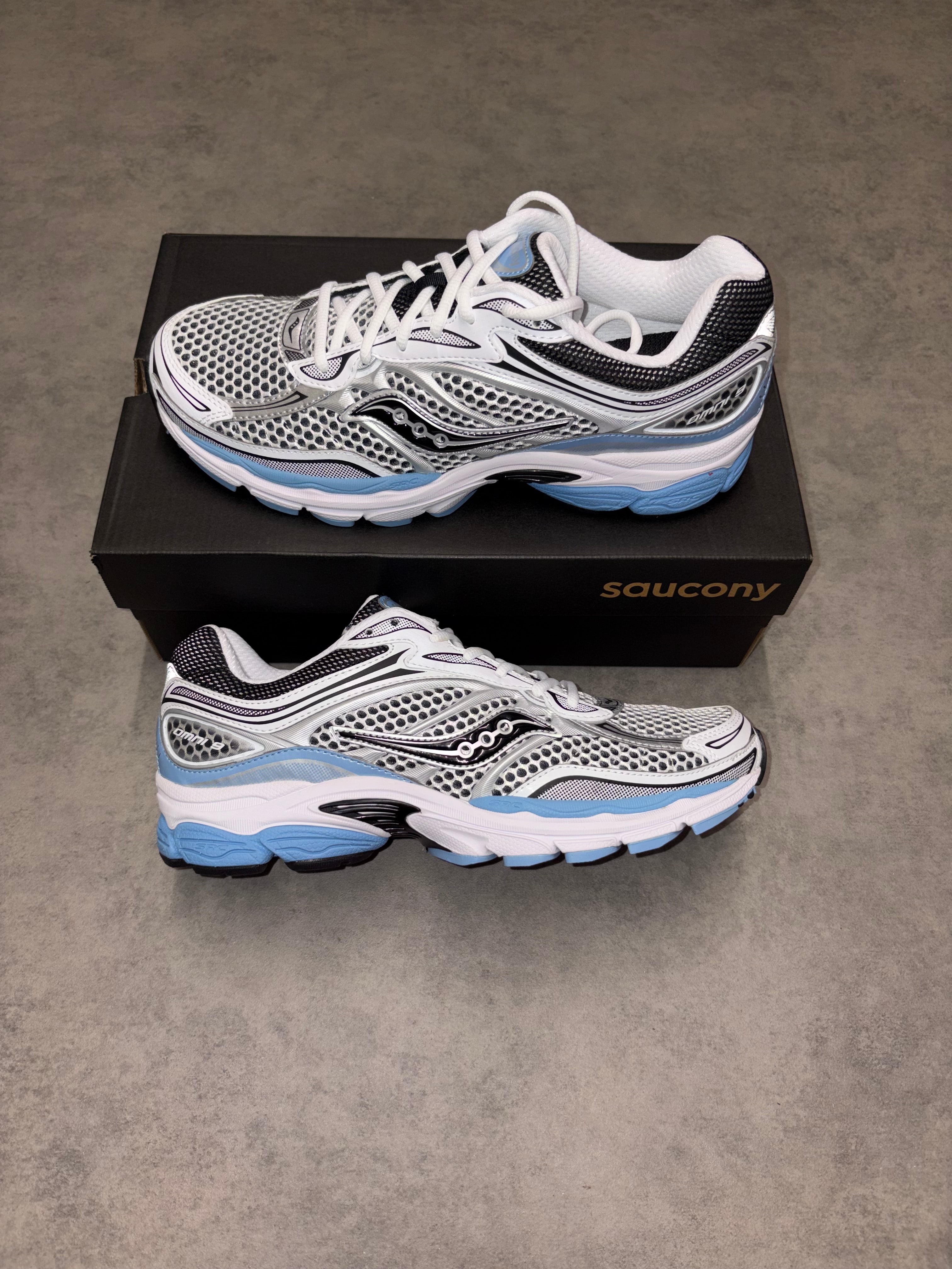 Saucony Omni 9 Trainers - Blissful Blue