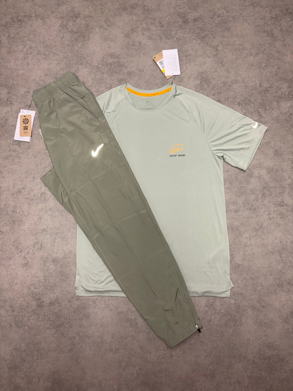 Nike Stride ‘Distant Dreams’ SS Top - Jade Horizon