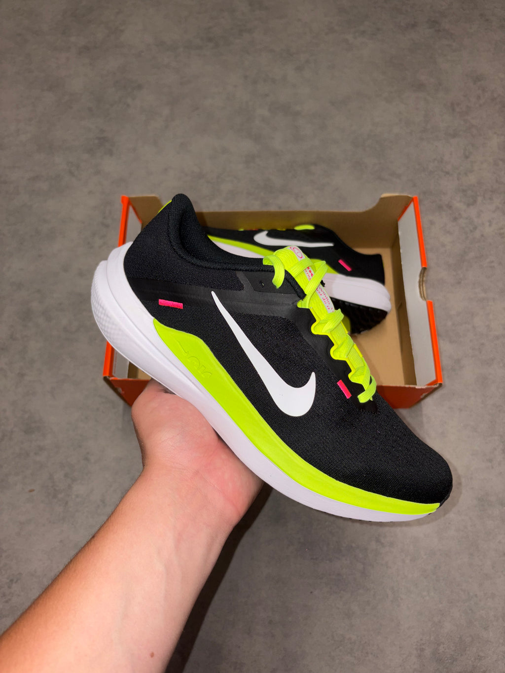 Nike Windflo 10 - Volt/ Black