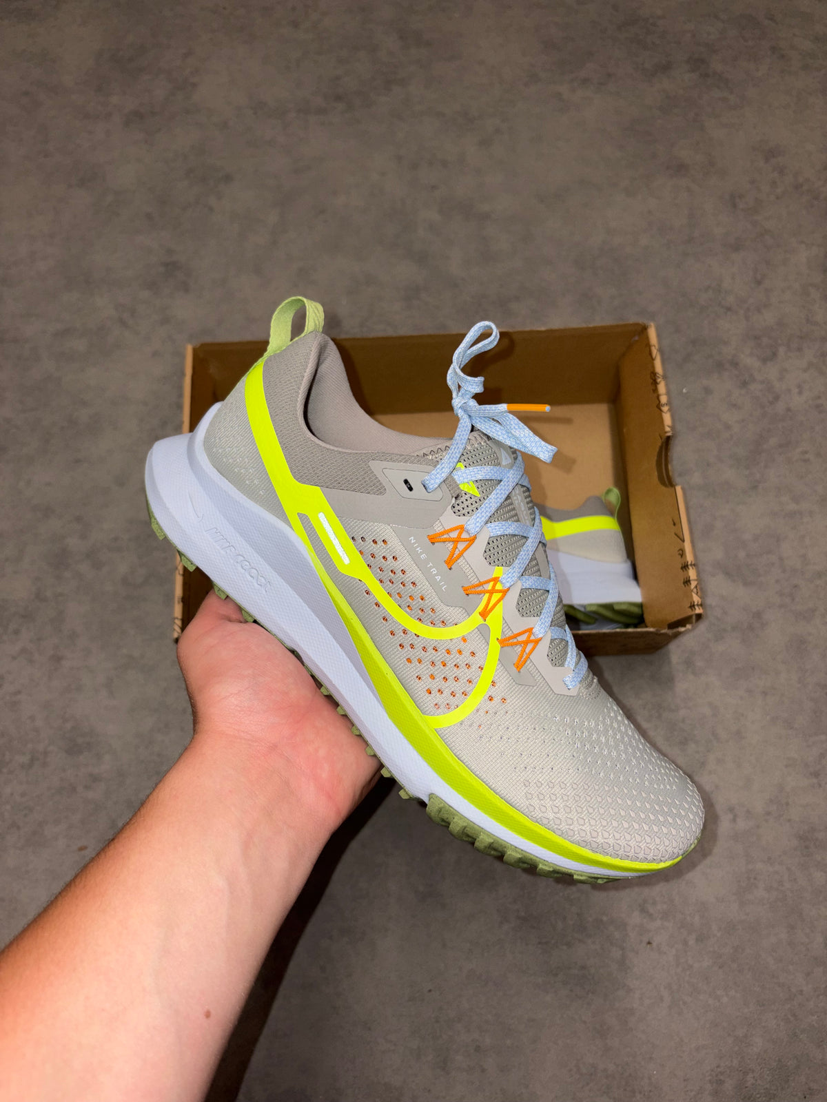 Nike React Pegasus Trail 4 - Volt Cobblestone
