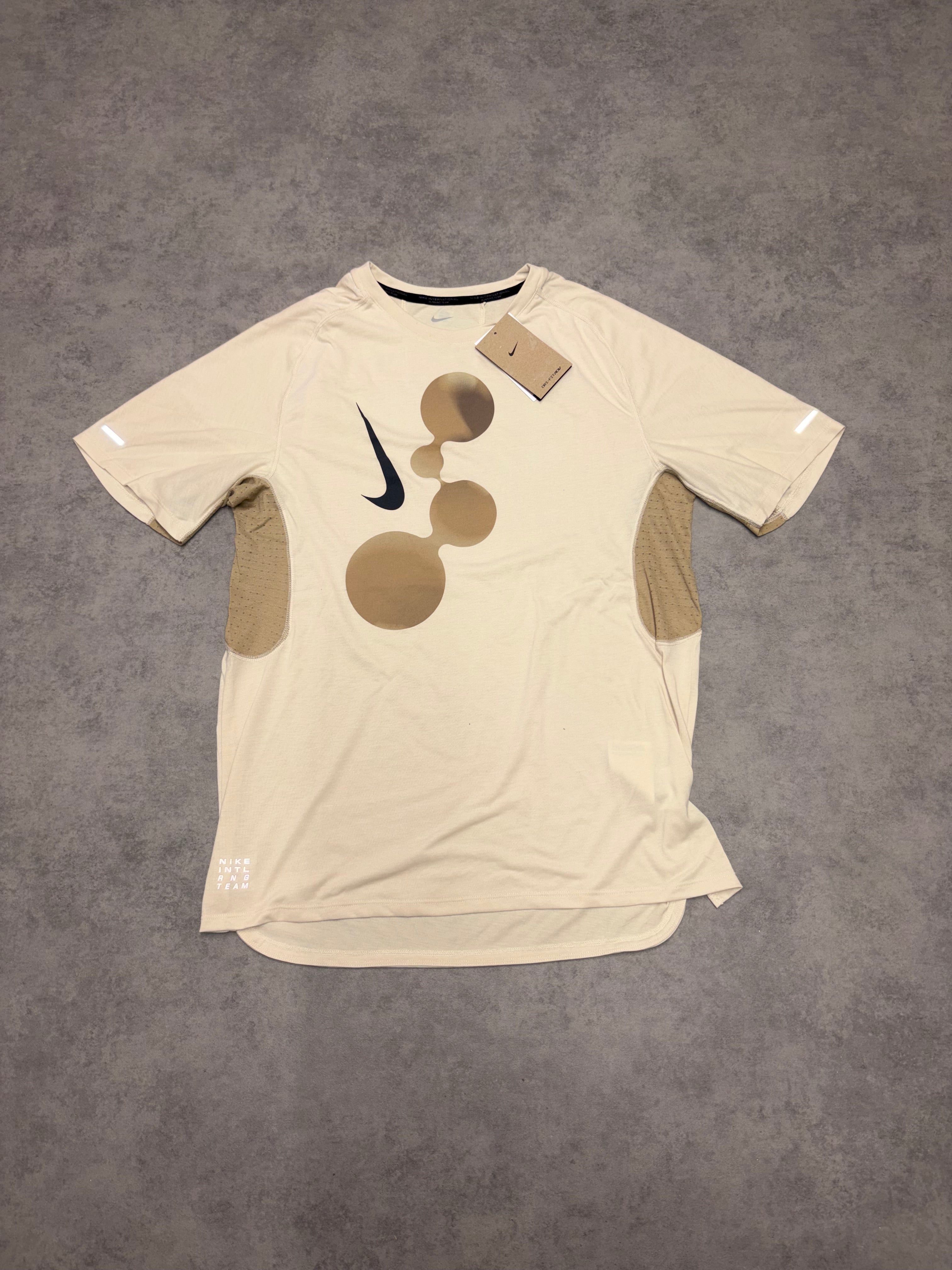 Nike Trail Top - Cream & Brown