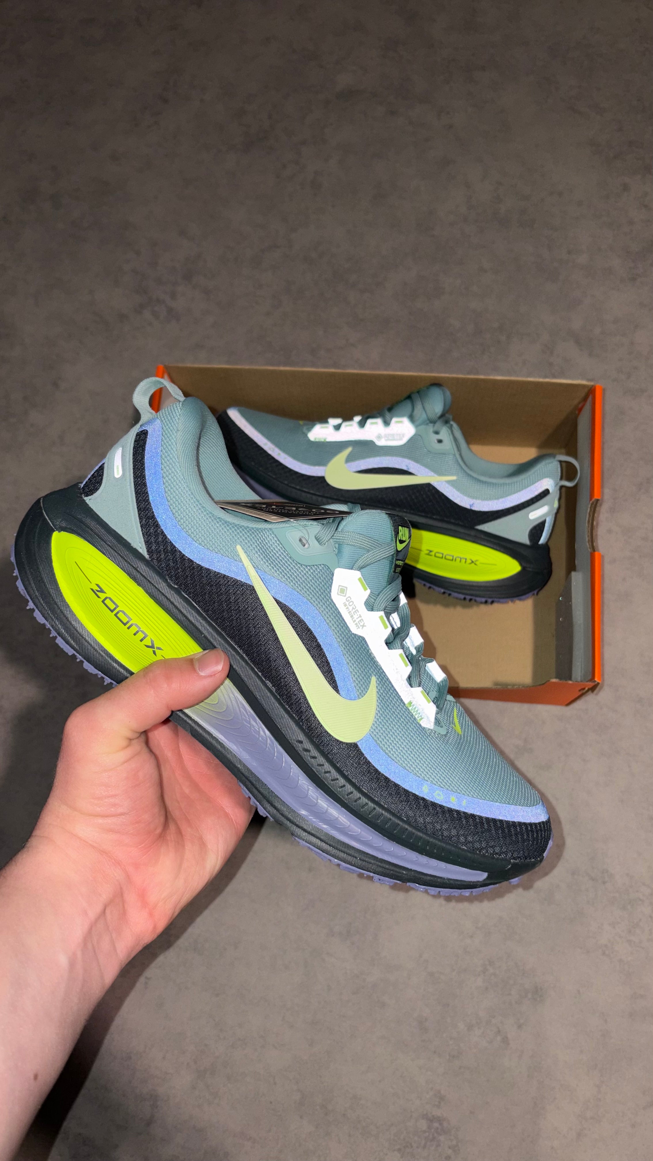 Nike Vemero 18 Goretex Shoes - Seaweed Green