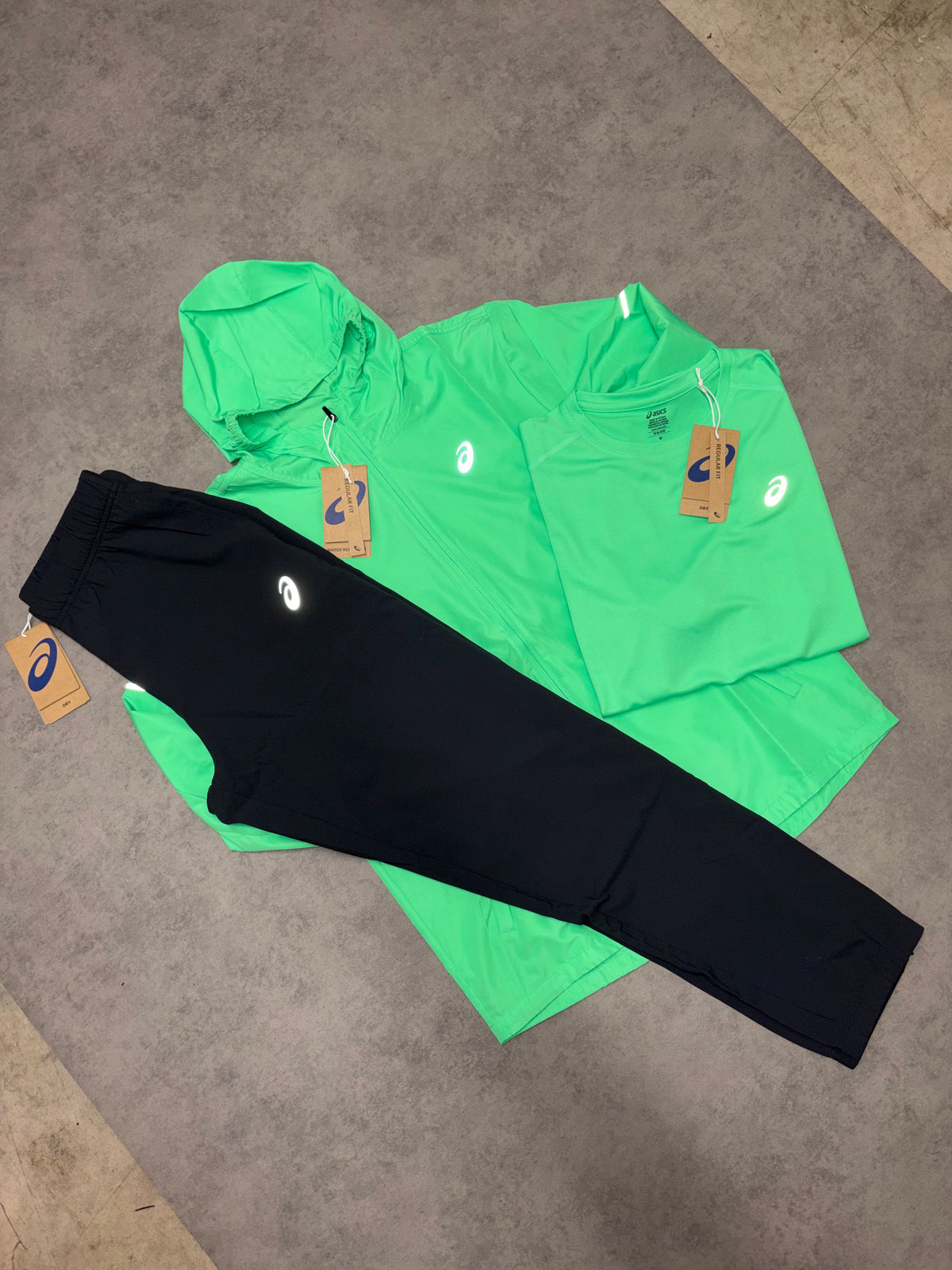 Asics Core Run Jacket - Vital Green