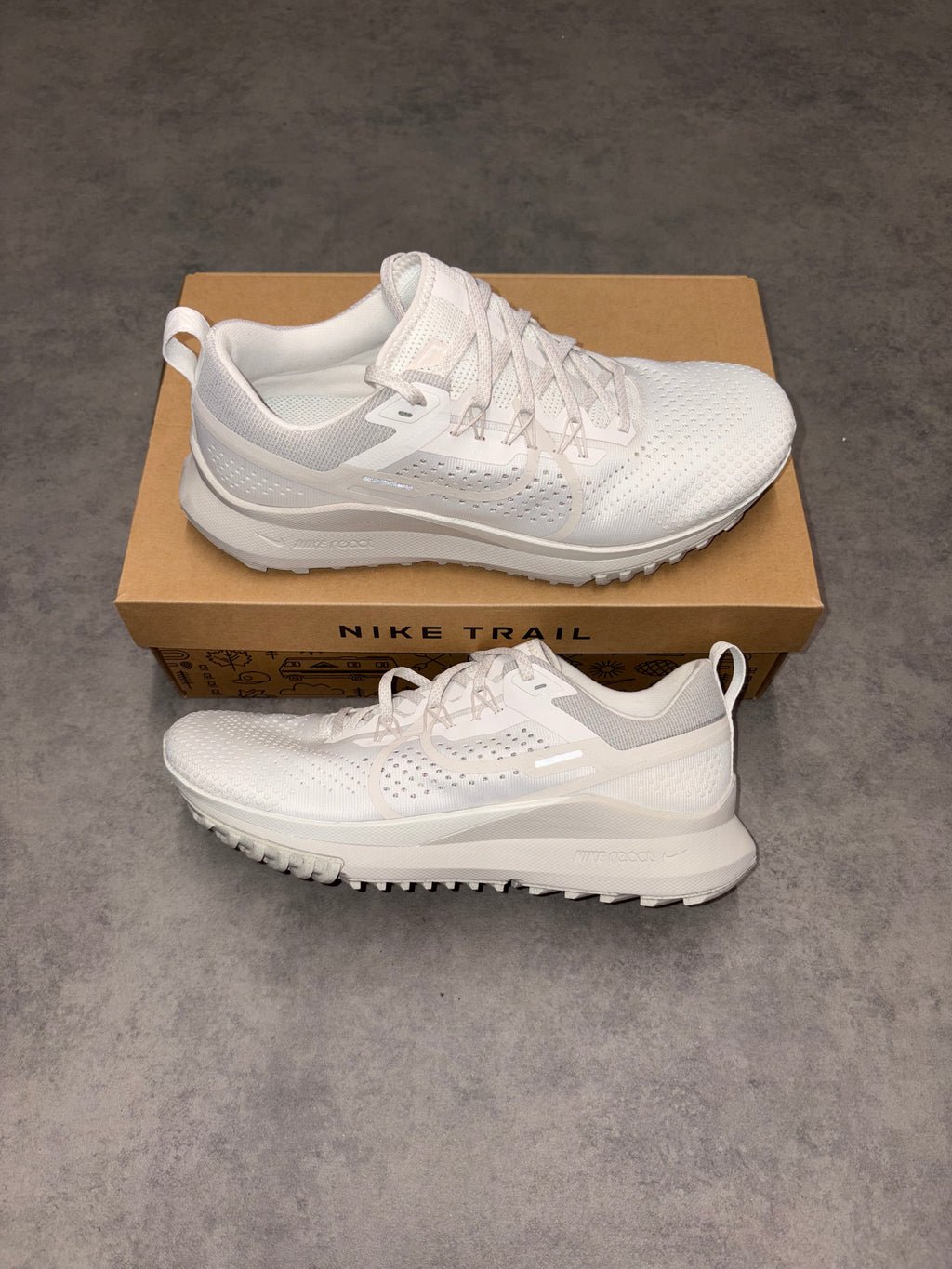 Nike Pegasus Trail 4 - Summit White