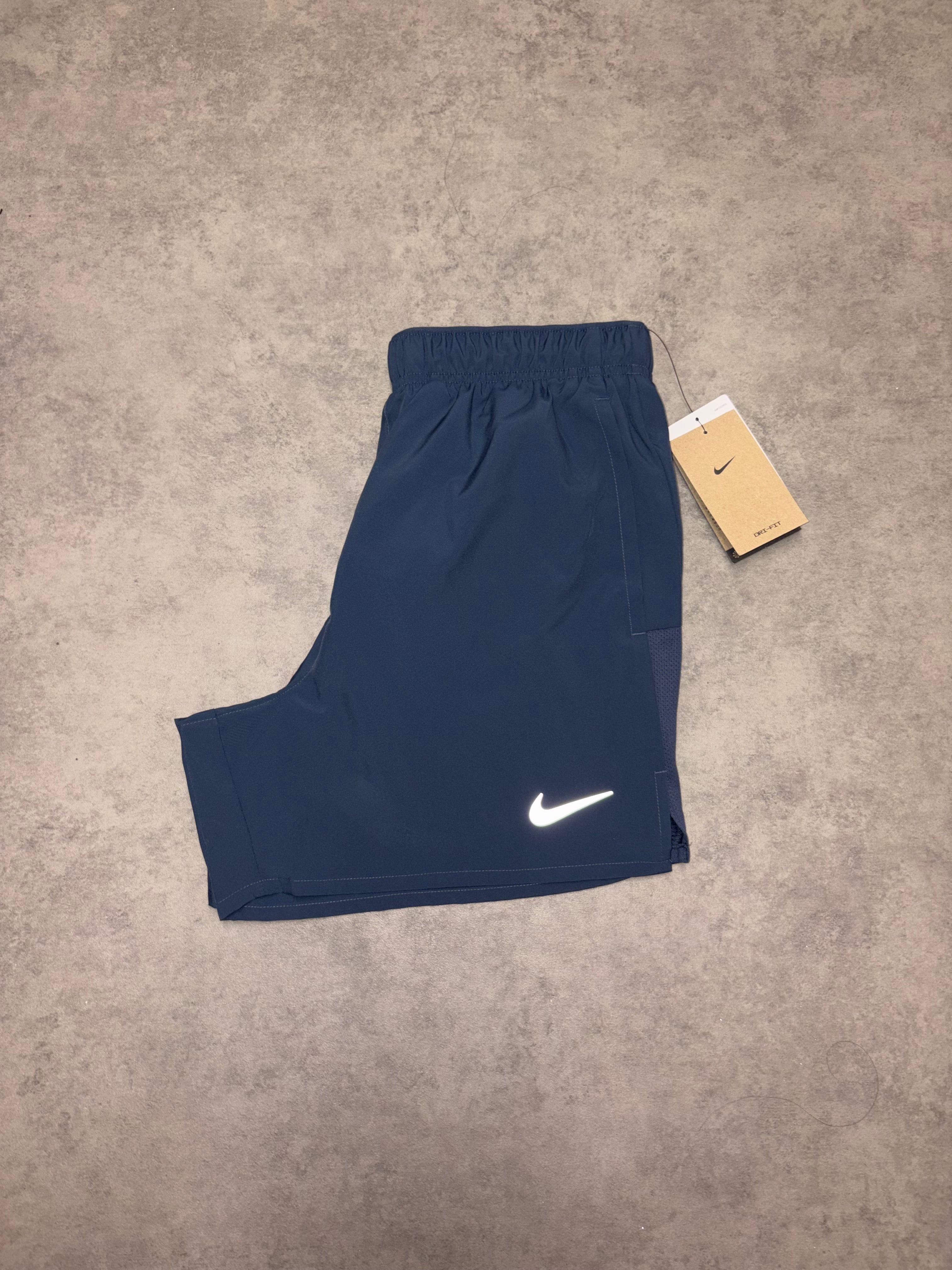 Nike Challenger 7” Shorts - Navy