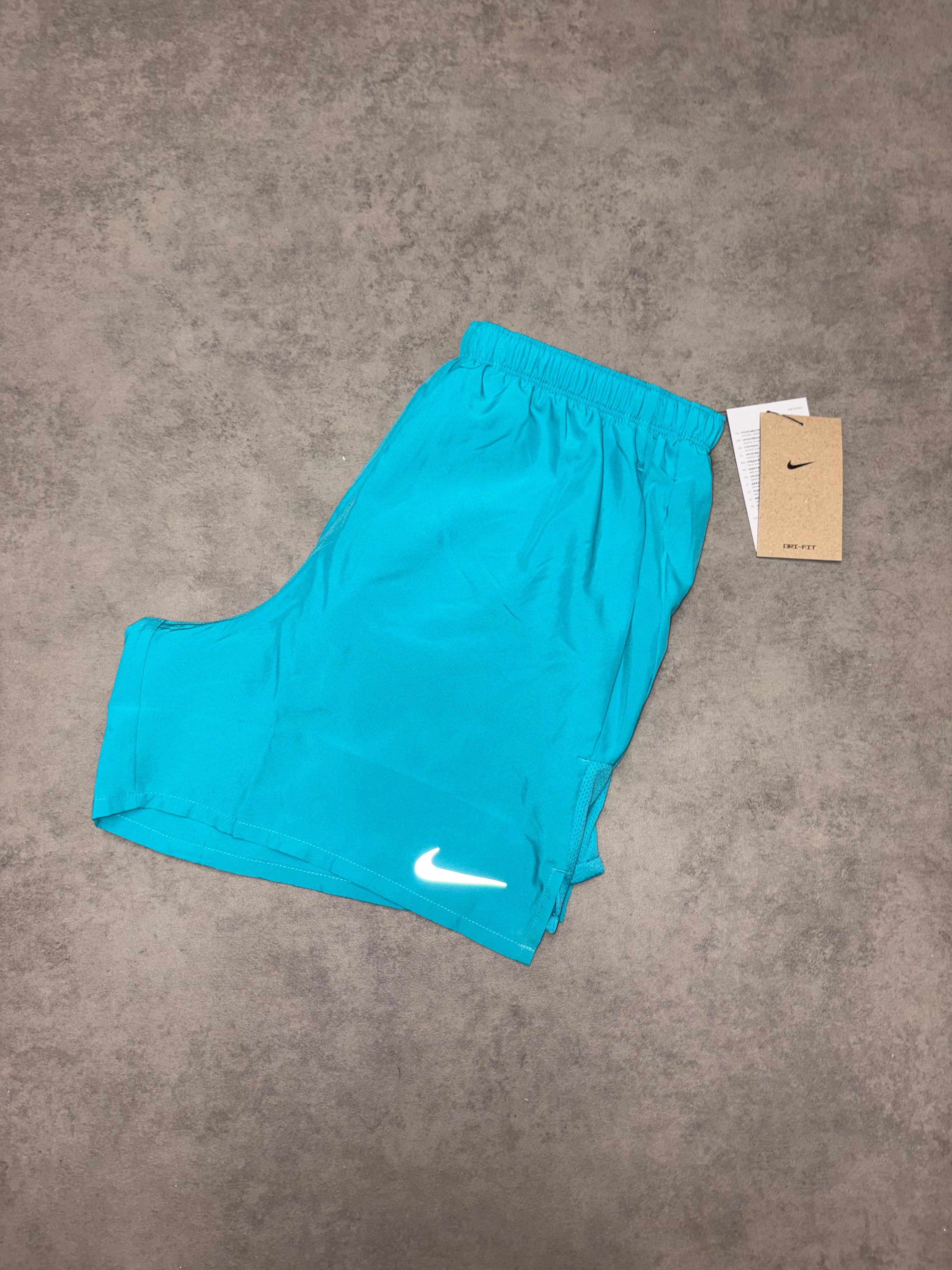 Nike Challenger 7” Shorts - Dusty Cactus