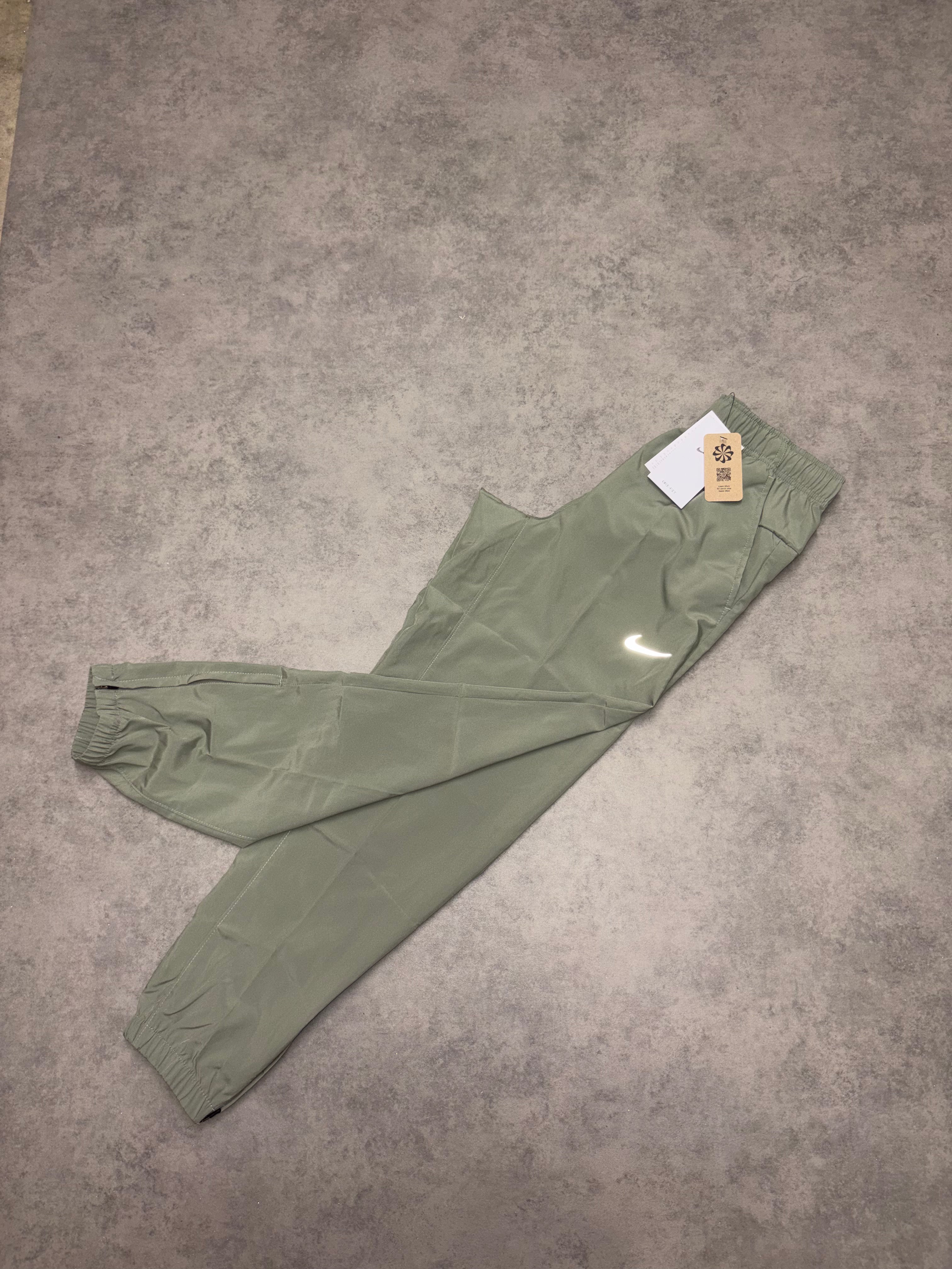 Nike Form Challenger Pants - Light Army